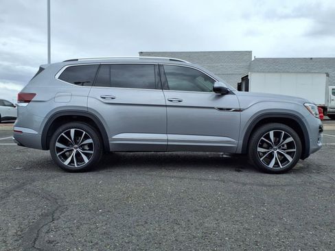 New 2025 Volkswagen Atlas SEL Premium R-Line image 6