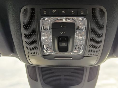 Used 2021 Mercedes-Benz GLE 350 4MATIC image 29