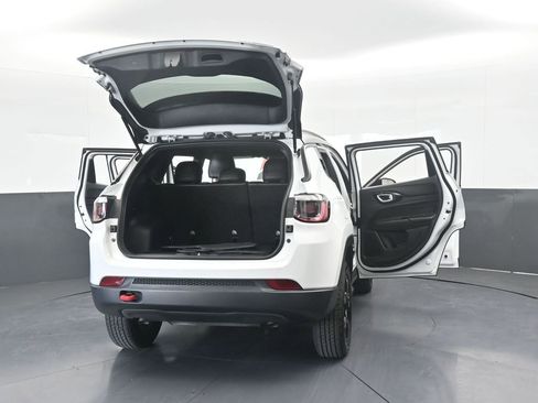 Used 2023 Jeep Compass Trailhawk image 76