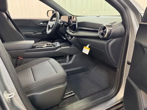 New 2026 Chevrolet Equinox LT w/ Safety and Technology Package image 27