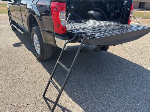 Used 2020 Ford F250 XL w/ STX Appearance Package image 30