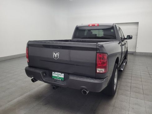 Used 2017 RAM 1500 ST RWD image 9