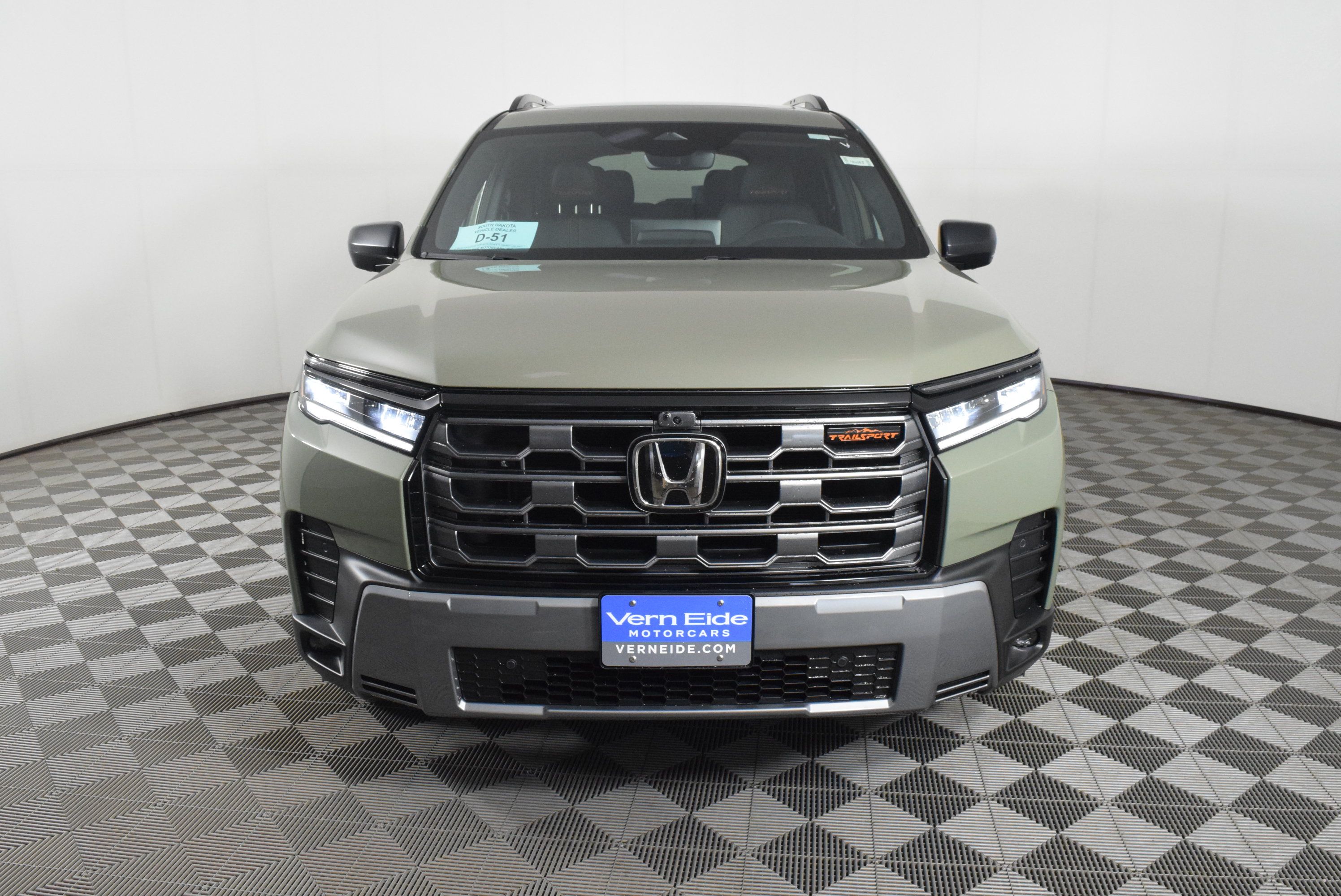 New 2026 Honda Pilot TrailSport image 3
