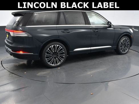 New 2025 Lincoln Aviator Black Label image 6