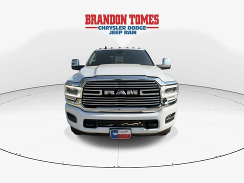 Used 2023 RAM 2500 Laramie AWD/4WD image 3