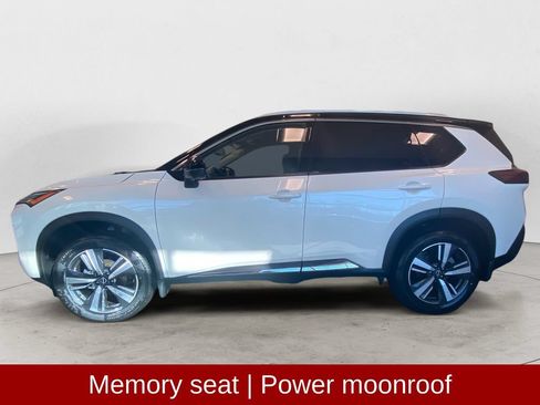 Used 2023 Nissan Rogue SL AWD/4WD image 2
