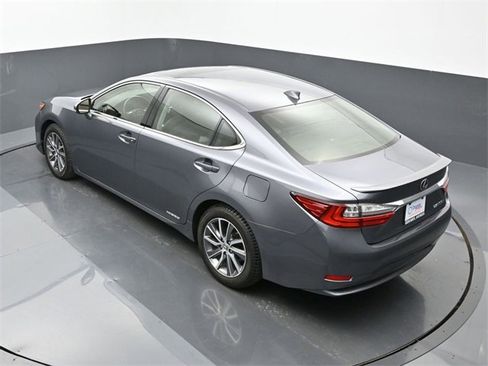 Used 2016 Lexus ES 300h image 14