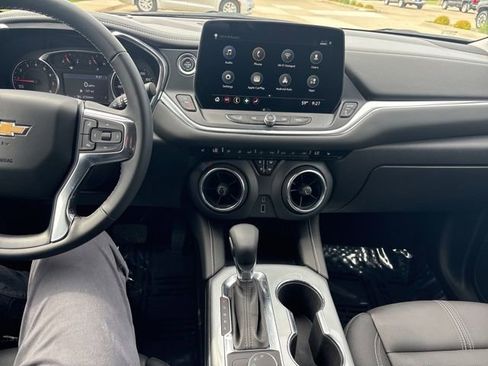 Used 2023 Chevrolet Blazer LT w/ Midnight/Sport Edition FWD image 43