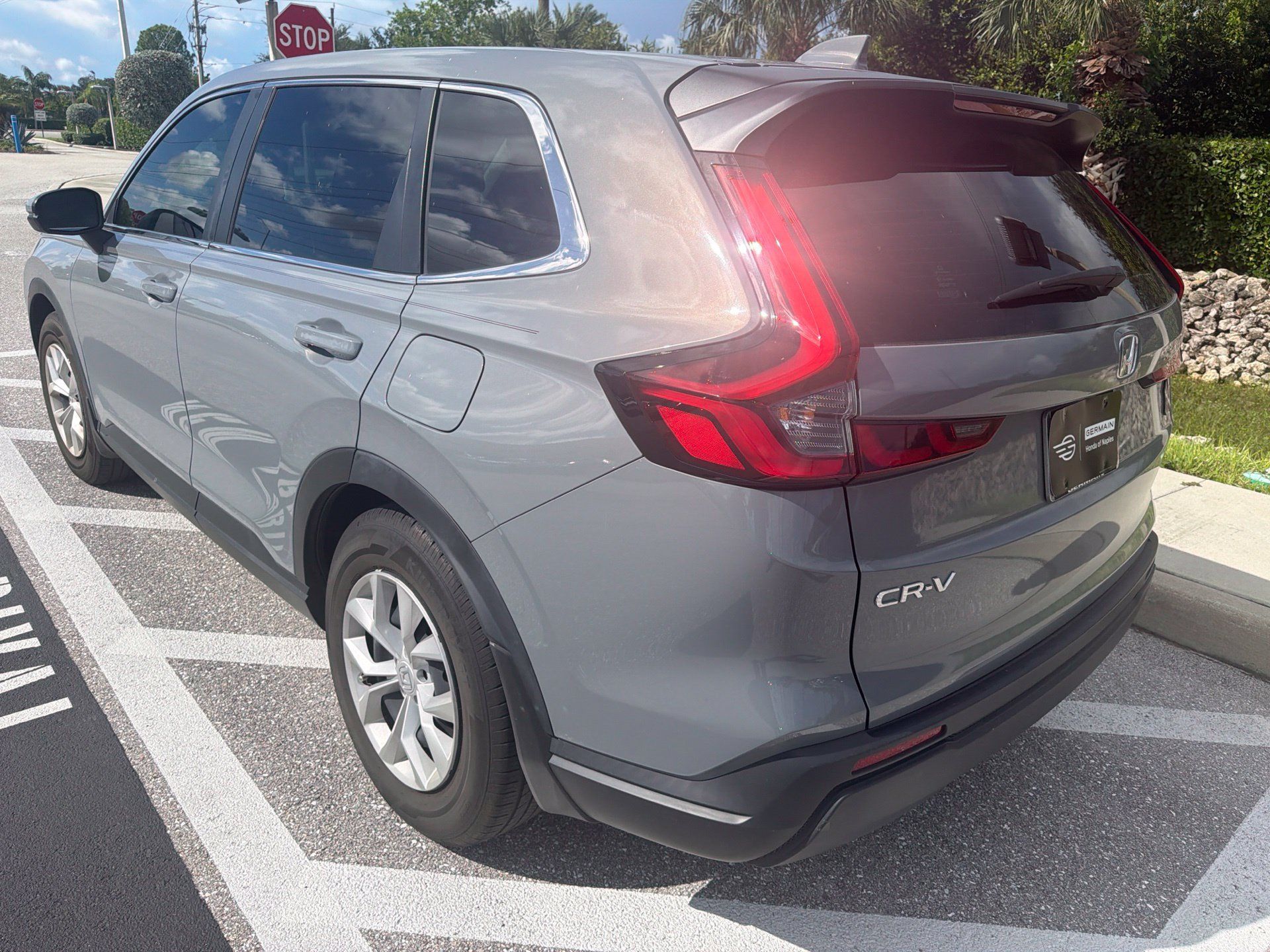 Used 2024 Honda CR-V LX image 4