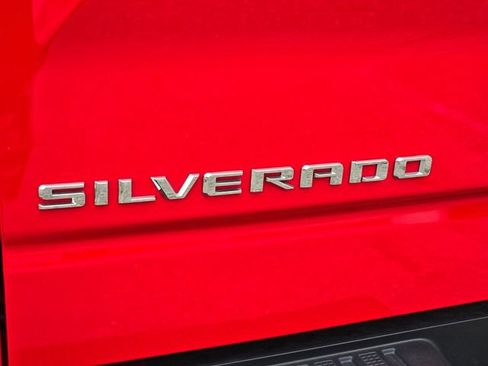 Used 2025 Chevrolet Silverado 1500 LT AWD/4WD image 15