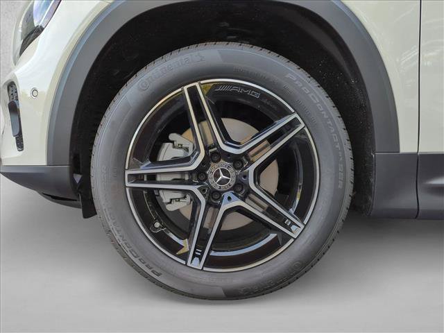 Used 2026 Mercedes-Benz GLB 250 image 9