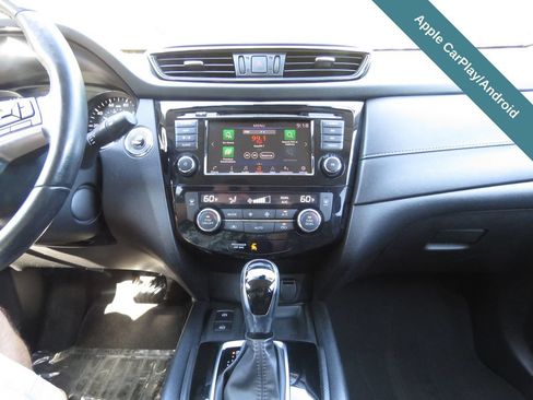 Used 2019 Nissan Rogue SV w/ Premium Package AWD/4WD image 27