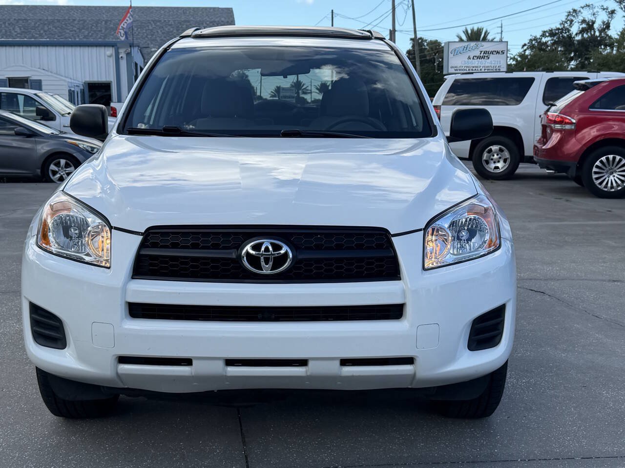 Used 2012 Toyota RAV4 FWD w/ Upgrade Value Pkg image 3