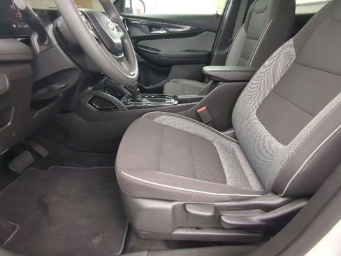 Certified 2025 Chevrolet TrailBlazer LT image 14