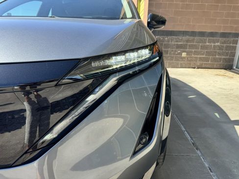 Used 2023 Nissan Ariya FWD image 11