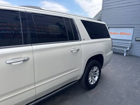 Used 2015 Chevrolet Suburban LTZ AWD/4WD image 6