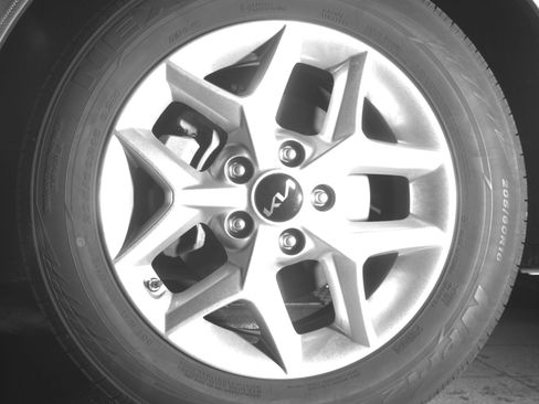 Used 2025 Kia Soul LX w/ LX Technology Package image 12