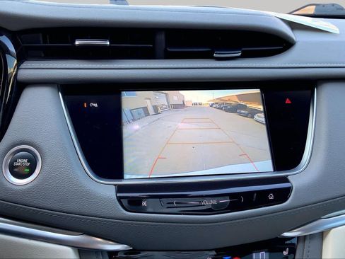 Used 2019 Cadillac XT5 Premium Luxury FWD image 29