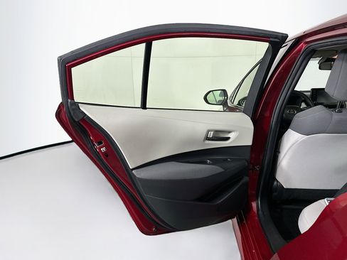 Used 2022 Toyota Corolla LE image 26