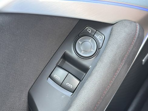 Used 2018 Chevrolet Camaro ZL1 RWD image 18