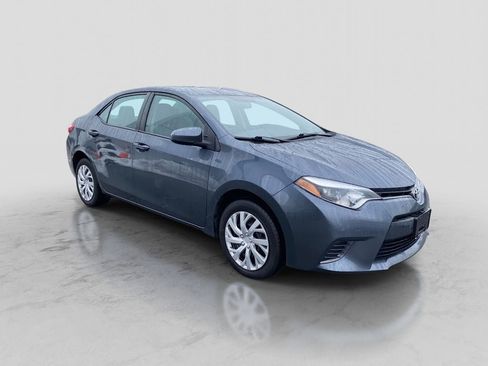 Used 2016 Toyota Corolla LE image 8
