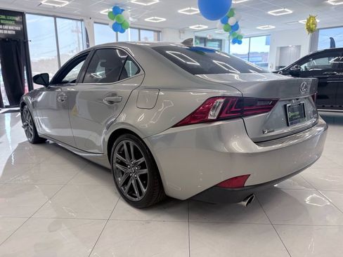 Used 2016 Lexus IS 200t w/ F Sport Package RWD image 10