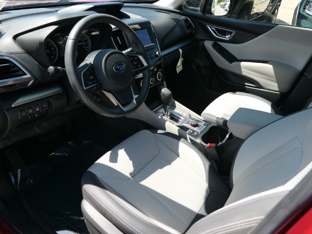 Used 2021 Subaru Forester Premium AWD/4WD image 9