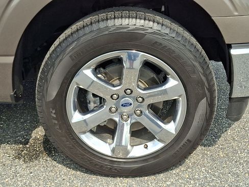 Used 2023 Ford F150 Lariat w/ Equipment Group 502A High AWD/4WD image 9