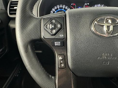 Used 2019 Toyota 4Runner Limited AWD/4WD image 18