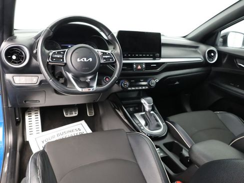 Used 2023 Kia Forte GT-Line w/ GT-Line Premium Package image 10