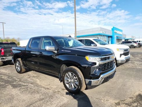 New 2026 Chevrolet Silverado 1500 LT AWD/4WD image 2
