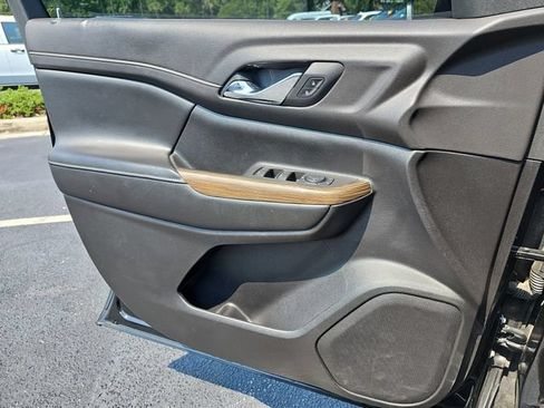 Used 2019 GMC Acadia SLE w/ LPO, Floor Liner Package FWD image 30