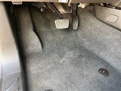 New 2026 GMC Canyon Elevation w/ Convenience Package image 14