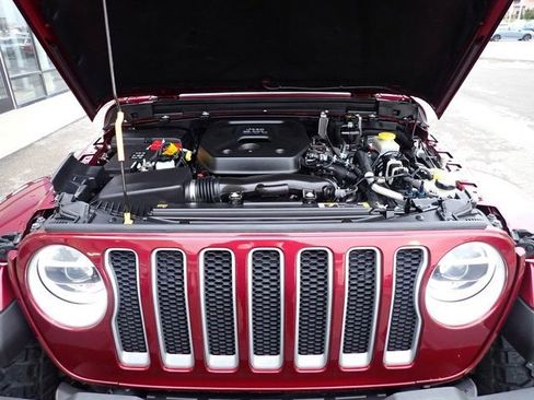 Used 2021 Jeep Wrangler Unlimited Sahara w/ LED Lighting Group AWD/4WD image 14