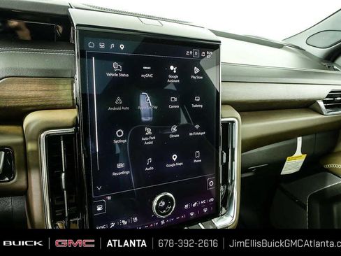 Certified 2026 GMC Yukon Denali Ultimate AWD/4WD image 13