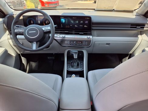Used 2026 Hyundai Kona SEL Sport FWD image 18
