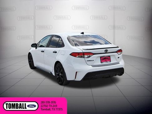Used 2022 Toyota Corolla SE FWD image 6