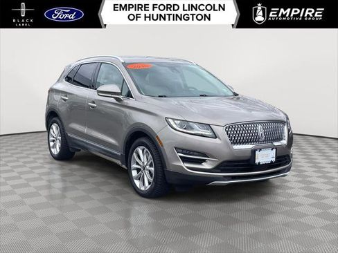 Used 2019 Lincoln MKC Select w/ Select Plus Package image 1