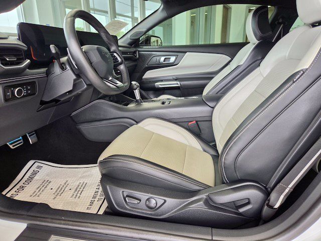 Used 2024 Ford Mustang GT Premium RWD image 10