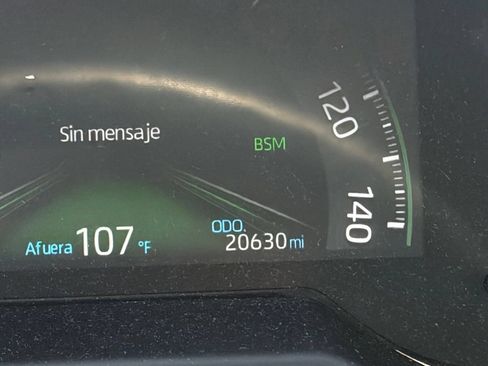 Used 2025 Toyota RAV4 XLE FWD image 13