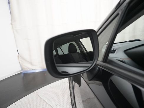 Used 2022 Subaru Crosstrek 2.0i Premium w/ Moonroof Package image 25