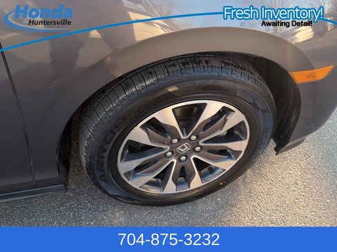Used 2024 Honda Odyssey EX-L image 10