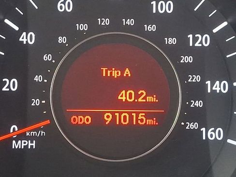 Used 2011 Kia Optima LX w/ Convenience Pkg image 19