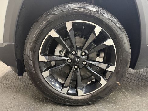 New 2026 Chevrolet Equinox RS w/ LPO, Floor Liner Package image 7