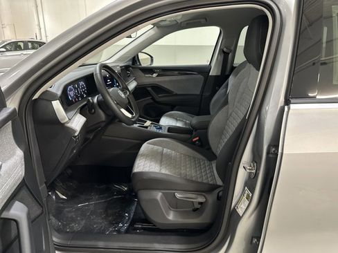 New 2026 Volkswagen Tiguan S FWD image 15