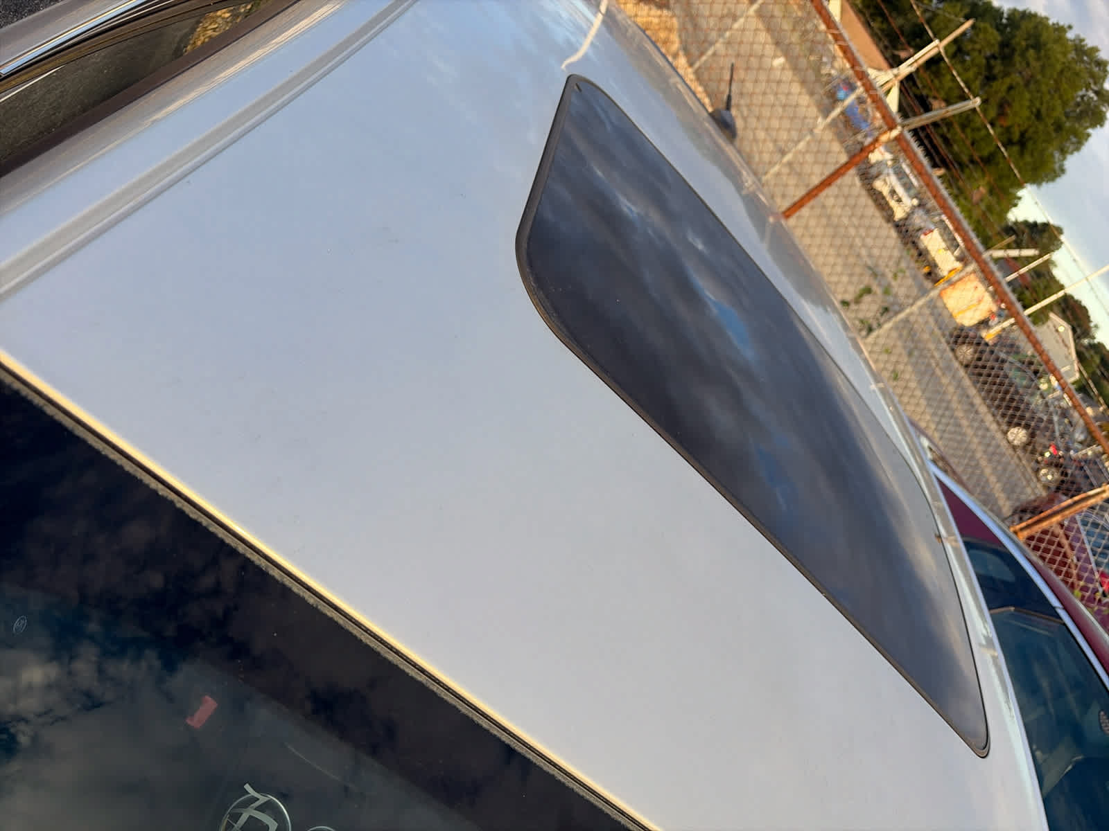Used 2013 Ford Fusion SE FWD image 4
