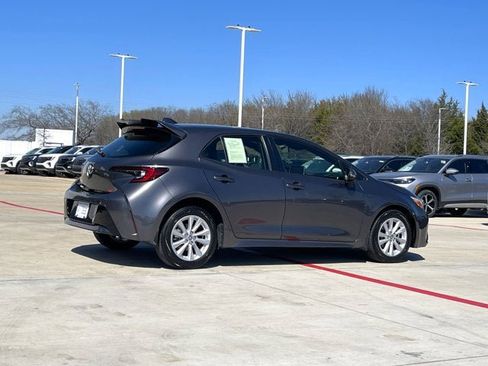 Used 2023 Toyota Corolla SE image 8