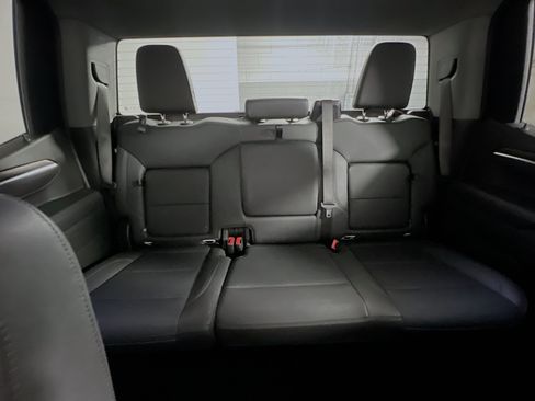 Used 2025 GMC Sierra 1500 SLT AWD/4WD image 32