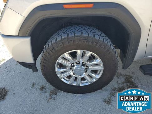 Used 2020 GMC Sierra 2500 Denali w/ Denali Ultimate Package image 18