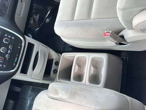 Used 2015 Dodge Grand Caravan SE w/ Quick Order Package 29E SE FWD image 26